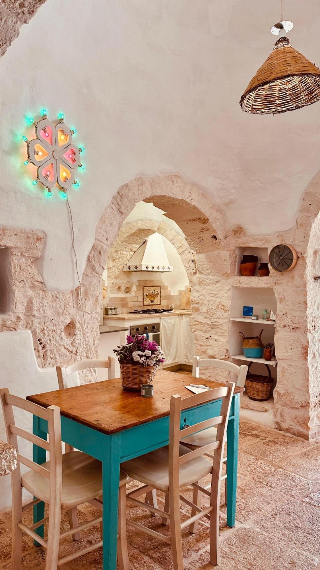 Trullo Bianco Ostuni Villa Exterior photo